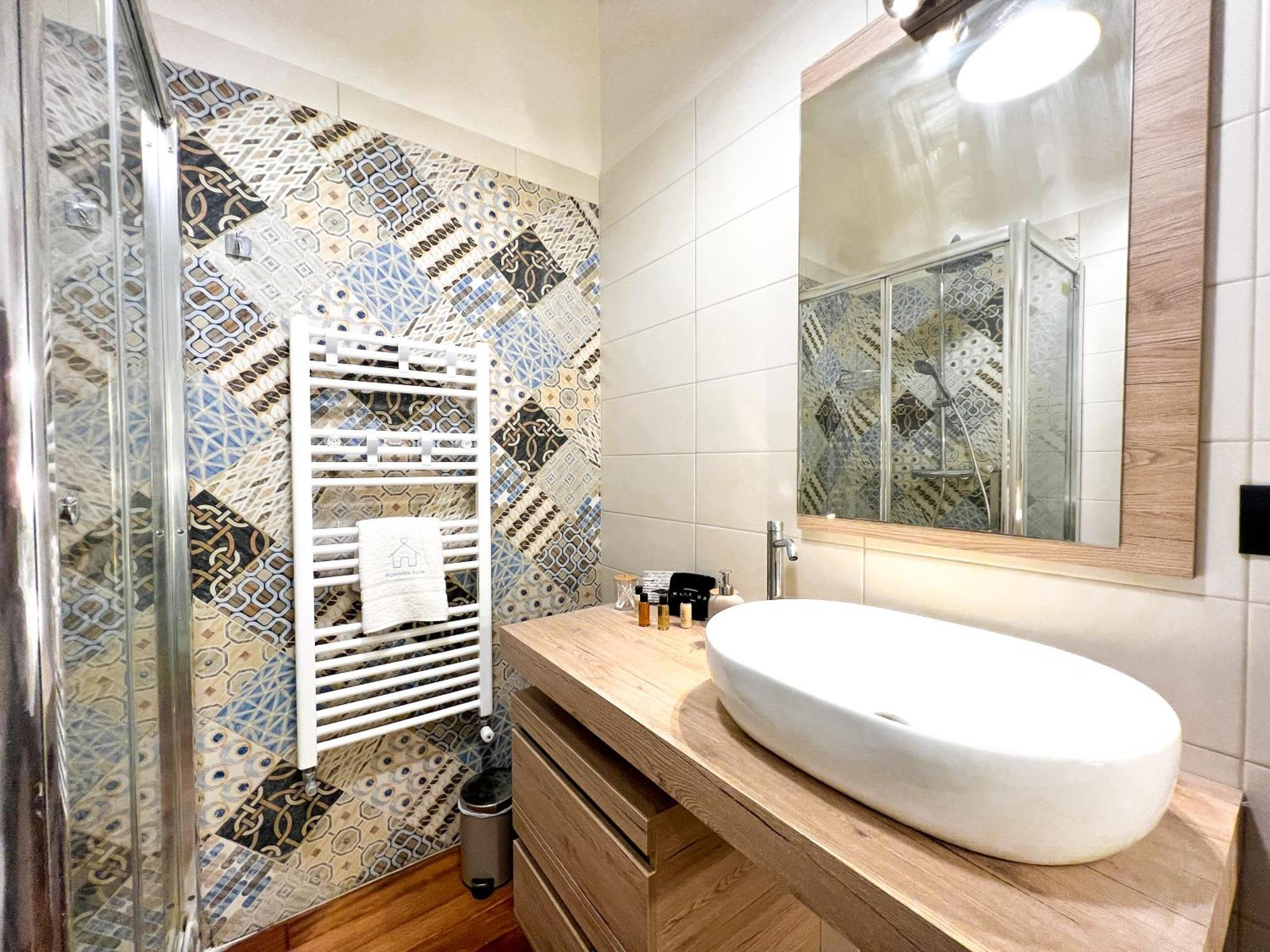 רומא Unique House - 3 Bedrooms & 2 Bathrooms With 4 Beds - 100 Meters To The Metro A מראה חיצוני תמונה