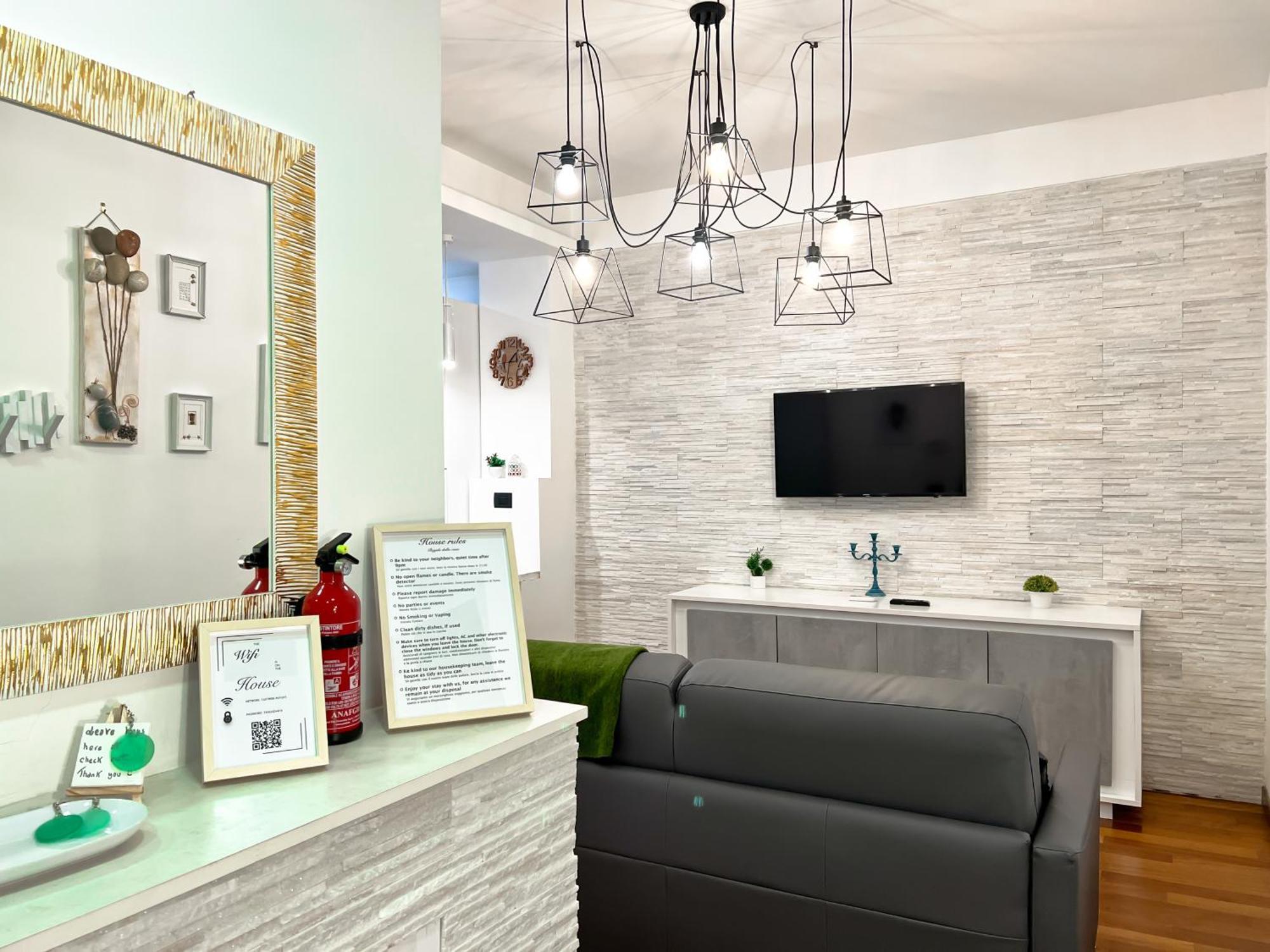 רומא Unique House - 3 Bedrooms & 2 Bathrooms With 4 Beds - 100 Meters To The Metro A מראה חיצוני תמונה