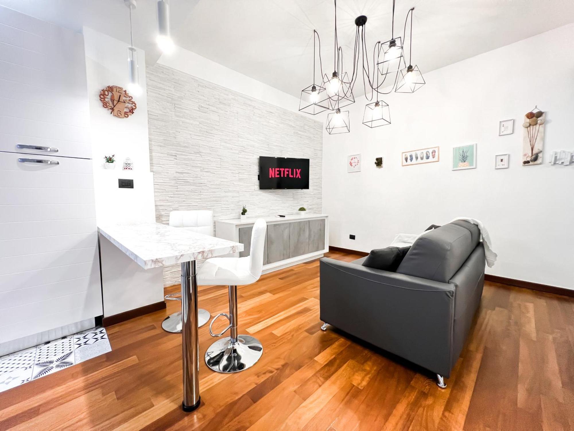 רומא Unique House - 3 Bedrooms & 2 Bathrooms With 4 Beds - 100 Meters To The Metro A מראה חיצוני תמונה